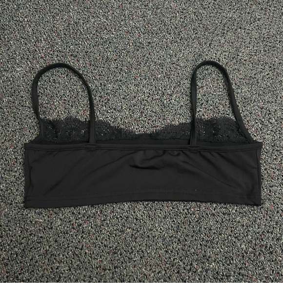 SHEIN Black Bra Basic Bralette Lace Peak-A-Boo Trim Top Shirt Adjustable Strap - Picture 11 of 15